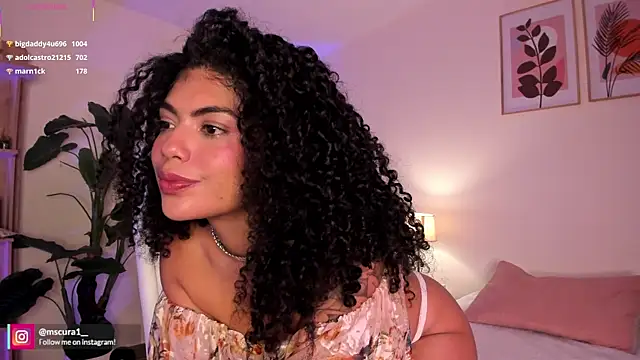 miss curazao online show from July 11, 12:57 am