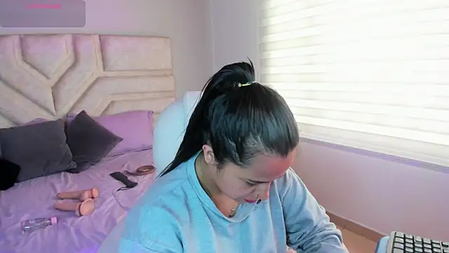  adahara queen online show from September 28, 8:36 pm