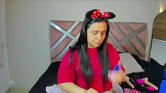  adahara queen online show from October 26, 4:40 am