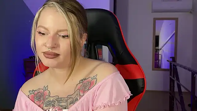 Mia Kamp online show from September 26, 6:01 pm