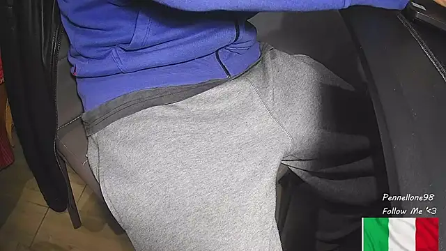 Snapshot of Pennellone98 chatting on November 26, 2:51 pm Pennellone98 online show from November 26, 2:51 pm