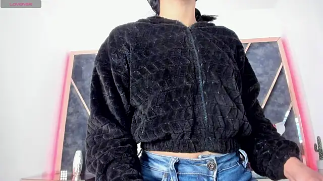 Snapshot of SusanaHenao chatting on October 11, 3:21 pm SusanaHenao online show from October 11, 3:21 pm