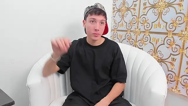 LittleDanny  online show from November 19, 4:07 pm