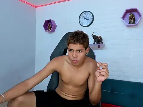 cam sexboy18 online show from September 19, 4:25 am