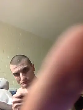 Snapshot of jizzyglizzy92 chatting on March 13, 10:22 am jizzyglizzy92 online show from March 13, 10:22 am