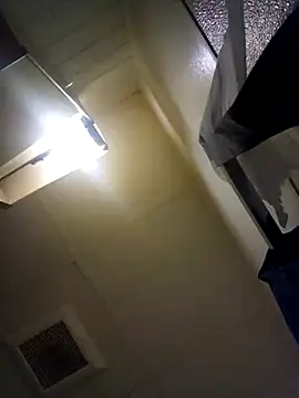 Snapshot of jizzyglizzy92 chatting on March 20, 8:41 am jizzyglizzy92 online show from March 20, 8:41 am