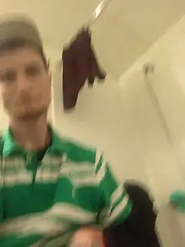 Snapshot of jizzyglizzy92 chatting on March 26, 9:20 pm jizzyglizzy92 online show from March 26, 9:20 pm