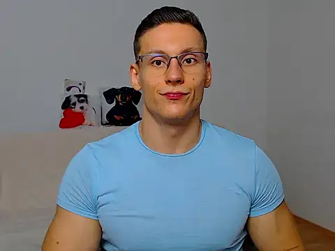 ZeinMiracles online show from September 16, 7:15 pm