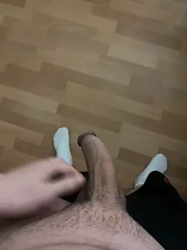 cook907920 online show from November 20, 12:44 am