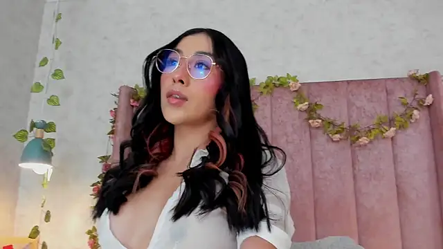 Snapshot of AnyaJay chatting on November 10, 9:58 pm AnyaJay online show from November 10, 9:58 pm