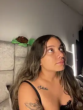AnnyLopezzz  online show from June 27, 5:34 am
