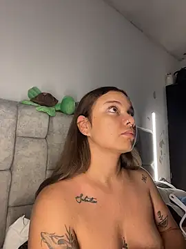 AnnyLopezzz  online show from July 9, 6:39 am