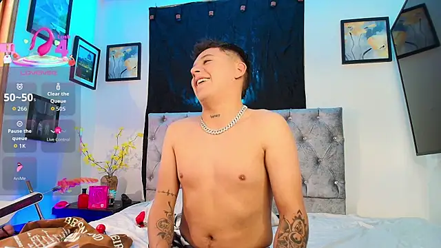 Michael Lopez 1 online show from January 11, 7:41 pm