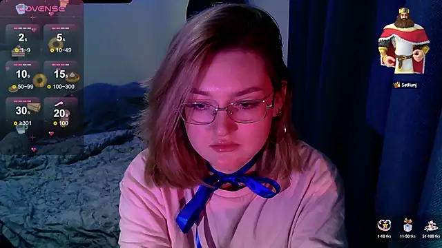 cute1stranger online show from September 16, 4:30 pm
