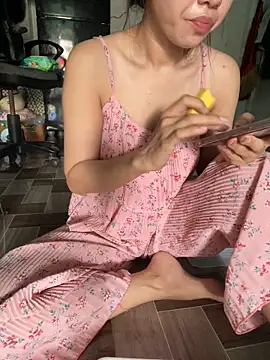 Snapshot of Yumii_09 chatting on December 3, 5:59 am Yumii 09 online show from December 3, 5:59 am