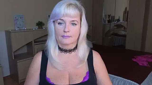 Vina Vision online show from November 2, 12:18 pm