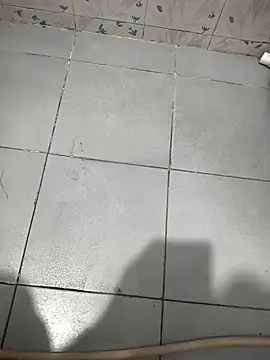 Snapshot of Leon_hot33 chatting on March 25, 12:44 pm Leon hot33 online show from March 25, 12:44 pm