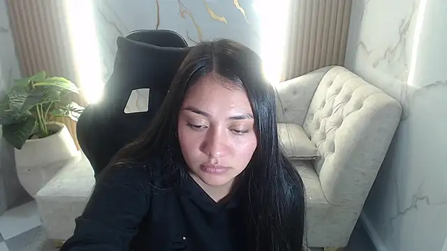 Ivony18 b online show from October 16, 8:15 am