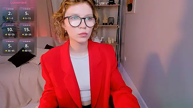 Peachy Carrie online show from September 11, 6:13 am