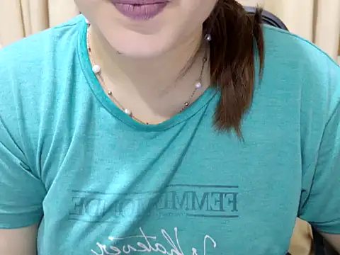 sizzling alice online show from September 22, 8:55 pm