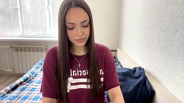 Snapshot of Leaf_Unto chatting on September 24, 11:35 am Leaf Unto online show from September 24, 11:35 am