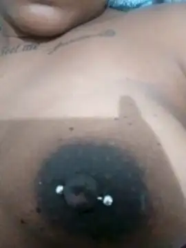 Snapshot of nessinha12 chatting on October 29, 3:53 am nessinha12 online show from October 29, 3:53 am