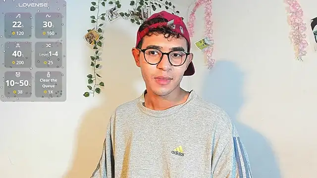 cute sammy 1 online show from September 19, 11:55 am