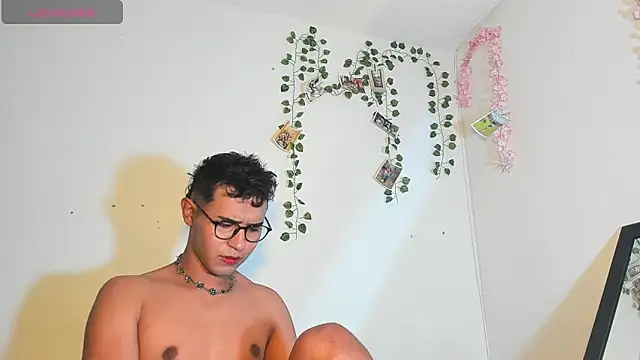 cute sammy 1 online show from September 25, 11:47 am