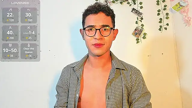 cute sammy 1 online show from October 1, 9:43 pm