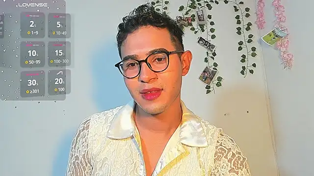 cute sammy 1 online show from October 2, 10:22 am