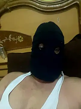 LOVE4GIRL online show from January 7, 4:20 pm