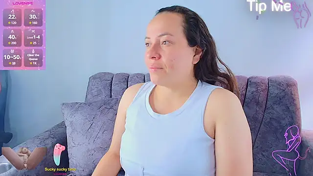 Snapshot of _honey12 chatting on October 20, 1:55 pm  honey12 online show from October 20, 1:55 pm