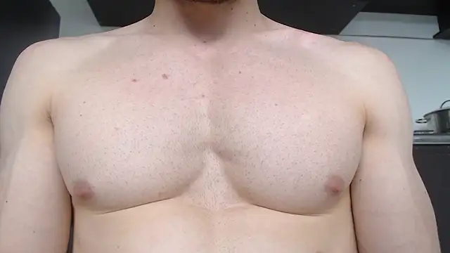 Snapshot of Rocky_Muscle chatting on December 4, 7:44 pm Rocky Muscle online show from December 4, 7:44 pm