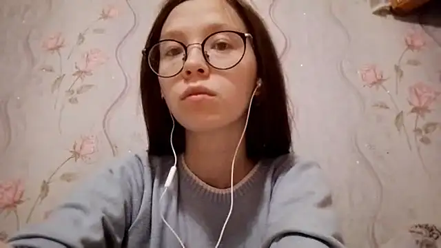 MycuuteEmma online show from September 19, 6:19 pm