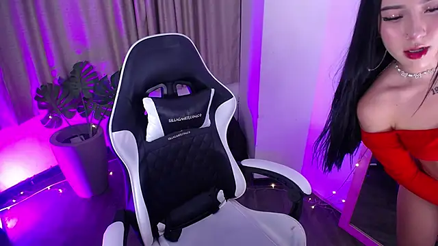 athenea fox online show from October 20, 7:25 pm