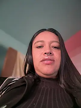 Snapshot of -Mia1 chatting on March 31, 12:27 pm -Mia1 online show from March 31, 12:27 pm