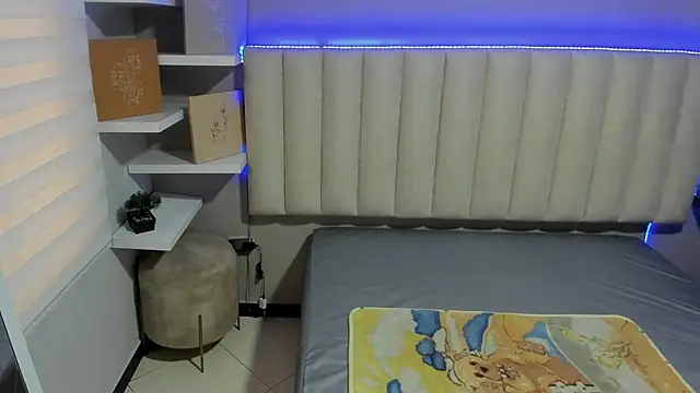 Maraia Ford online show from October 1, 8:04 pm