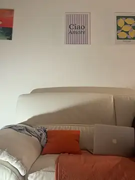 Latino-ken online show from September 9, 9:14 pm