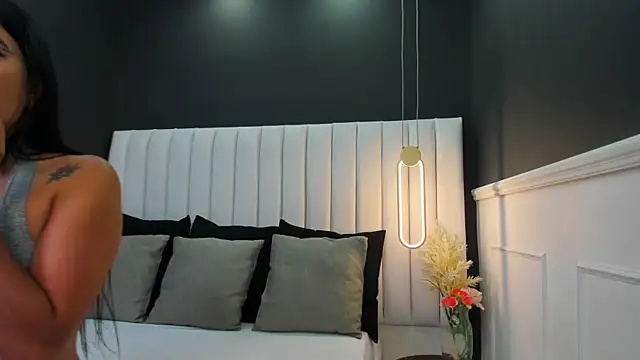 luna rosse  online show from September 16, 9:27 pm