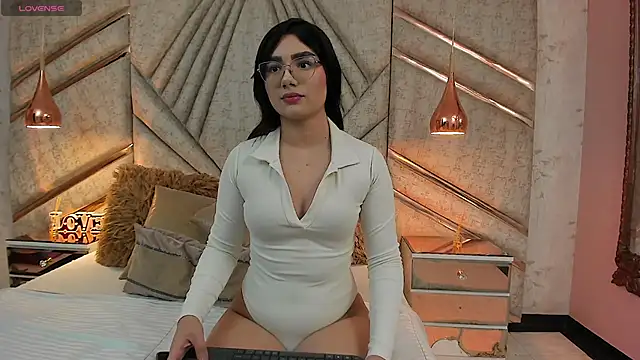 EvaKouper online show from September 16, 11:11 am