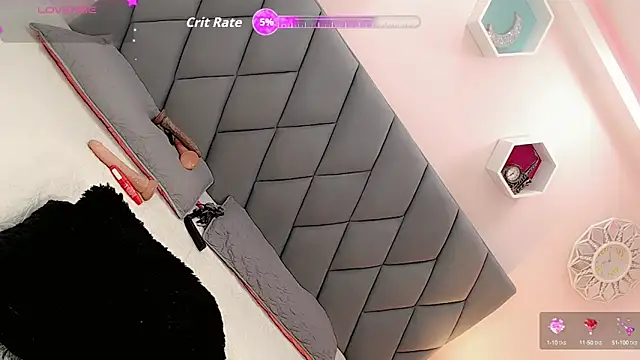 Amira Ember online show from September 30, 8:25 pm