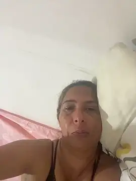 maleja23 online show from February 1, 12:20 am