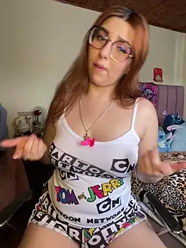 CoraVibes online show from March 1, 12:29 pm