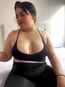 Snapshot of Kuromy_x chatting on September 20, 6:53 pm Kuromy x online show from September 20, 6:53 pm