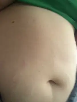 Snapshot of Kuromy_x chatting on February 22, 3:21 pm Kuromy x online show from February 22, 3:21 pm