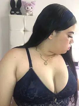 Snapshot of Kuromy_x chatting on March 6, 6:59 pm Kuromy x online show from March 6, 6:59 pm