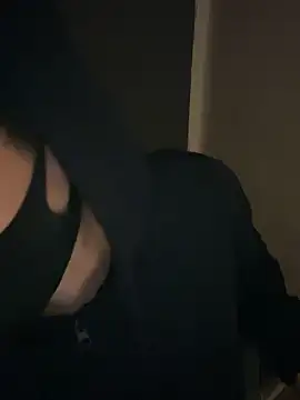 Snapshot of min9811 chatting on December 2, 12:32 pm min9811 online show from December 2, 12:32 pm