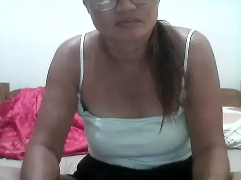 nathalie0045 online show from July 20, 11:18 pm