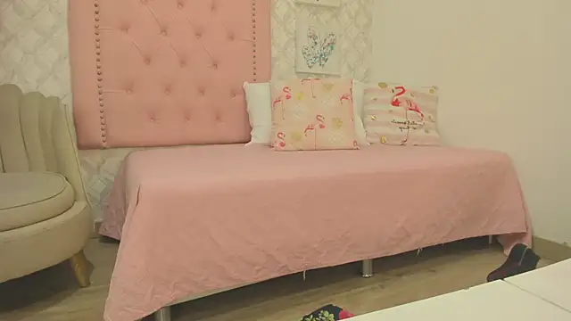 Snapshot of zusan_king_ chatting on March 28, 7:35 pm zusan king online show from March 28, 7:35 pm