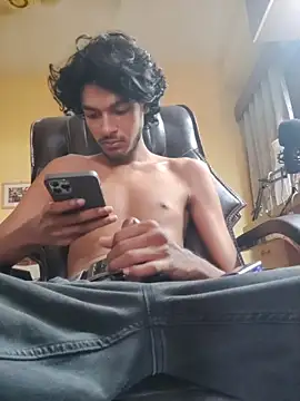 thecatfish online show from October 25, 4:20 am